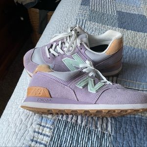 New balance lavender size 8 new